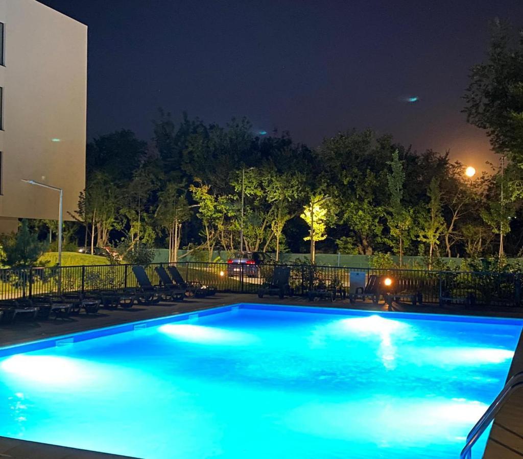 Atria Urban Resort Bucarest Exterior foto