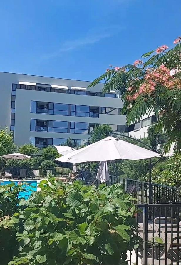 Atria Urban Resort Bucarest Exterior foto